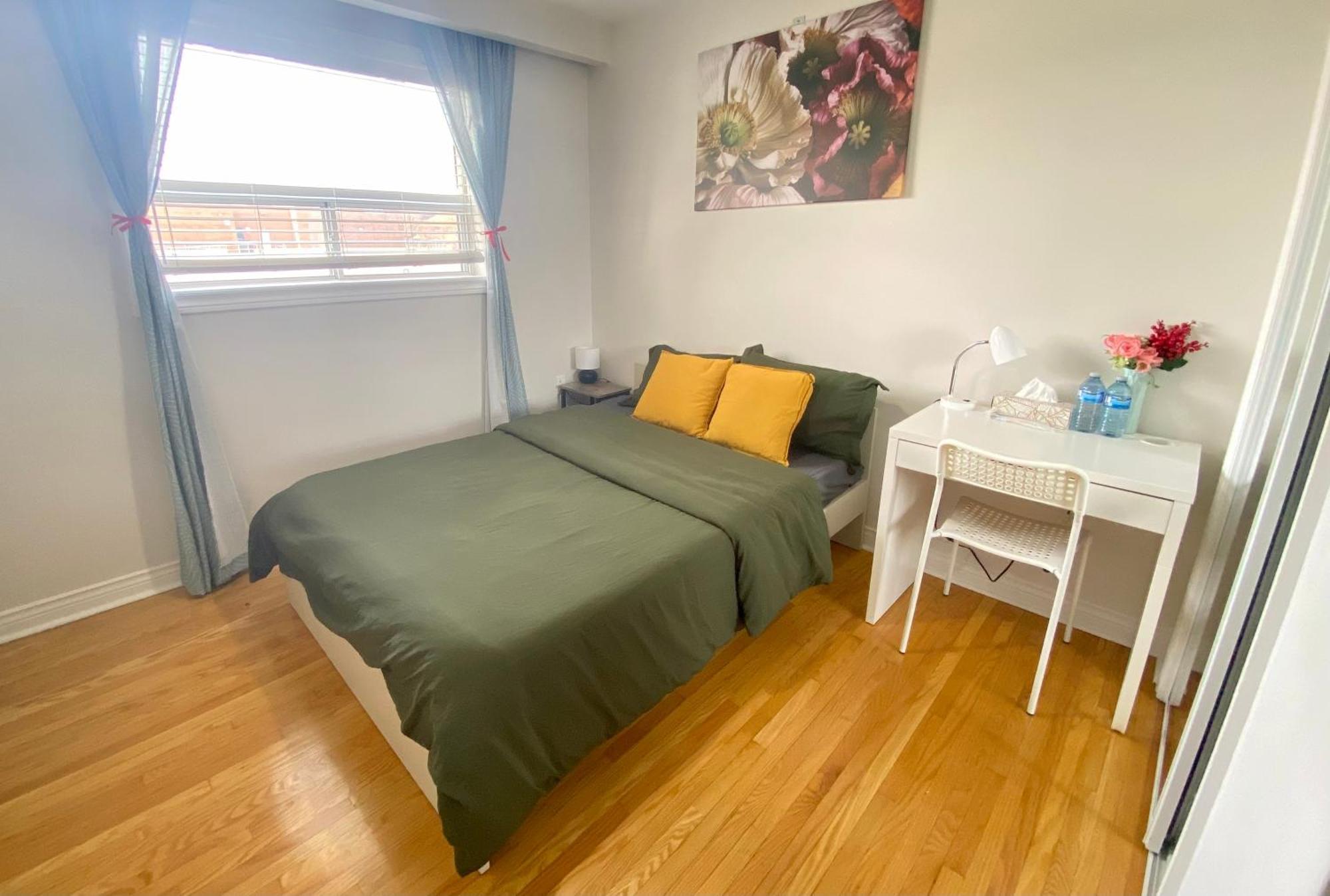 Sunny House - Main Floor, Free Parking, In Toronto Hotel Kamer foto